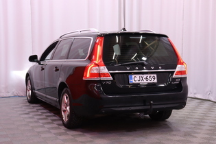 Volvo V70 vaihtoauto