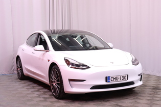 Tesla Model 3 vaihtoauto