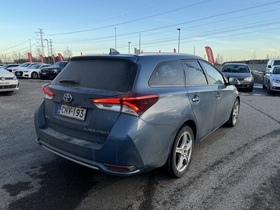 Toyota Auris vaihtoauto
