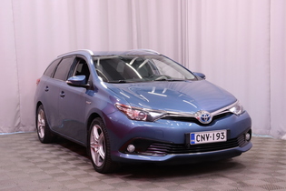 Toyota Auris vaihtoauto