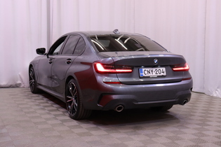 BMW 330 vaihtoauto