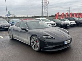 Porsche Taycan vaihtoauto