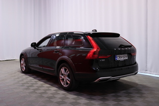 Volvo V90 Cross Country vaihtoauto