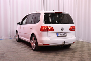 Volkswagen Touran vaihtoauto