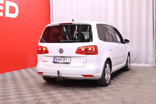 Volkswagen Touran vaihtoauto