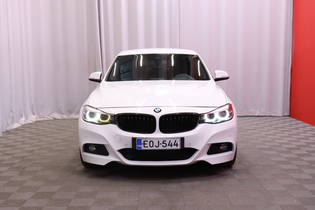 BMW 320 vaihtoauto