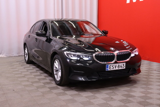 BMW 320 vaihtoauto