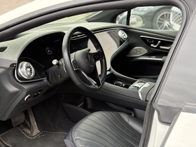 Mercedes-Benz EQS vaihtoauto