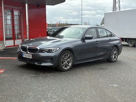 BMW 330 vaihtoauto