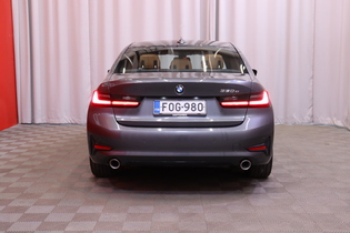 BMW 330 vaihtoauto