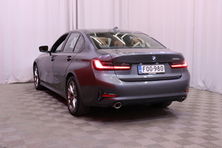 BMW 330 vaihtoauto