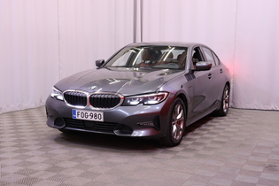 BMW 330 vaihtoauto