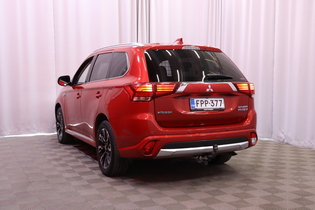 Mitsubishi Outlander PHEV vaihtoauto