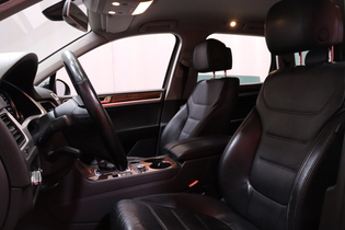 Volkswagen Touareg vaihtoauto