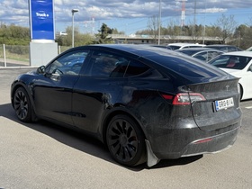 Tesla Model Y vaihtoauto