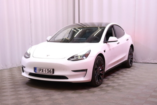 Tesla Model 3 vaihtoauto