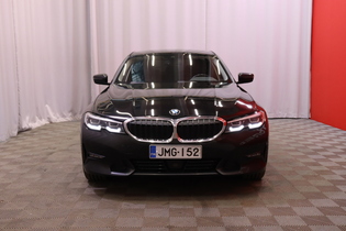 BMW 320 vaihtoauto