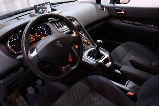 Peugeot 5008 vaihtoauto