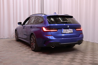BMW 330 vaihtoauto