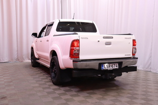 Toyota Hilux vaihtoauto
