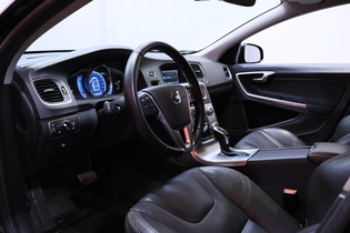 Volvo V60 Cross Country vaihtoauto