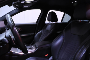 BMW 330 vaihtoauto