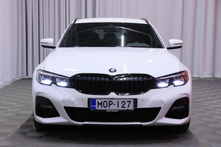 BMW 330 vaihtoauto