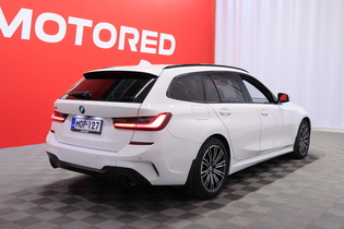 BMW 330 vaihtoauto