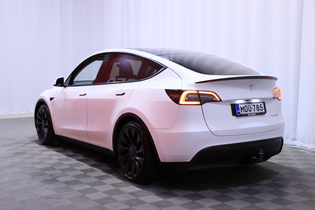 Tesla Model Y vaihtoauto