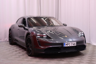 Porsche Taycan vaihtoauto