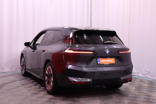 BMW iX vaihtoauto