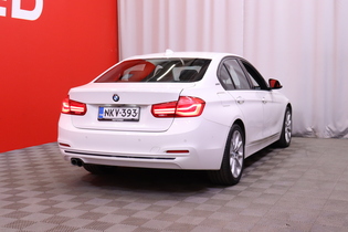 BMW 330 vaihtoauto
