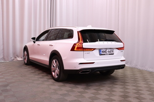 Volvo V60 Cross Country vaihtoauto