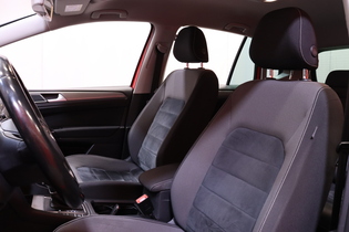 Volkswagen Golf Sportsvan vaihtoauto