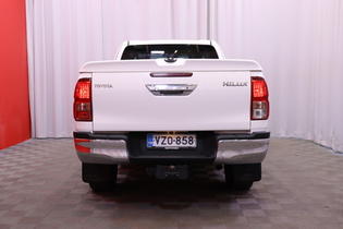 Toyota Hilux vaihtoauto