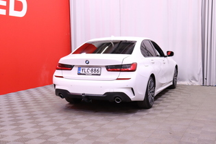 BMW 320 vaihtoauto