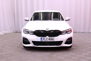 BMW 320 vaihtoauto