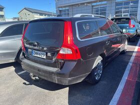 Volvo V70 vaihtoauto