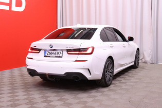 BMW 330 vaihtoauto