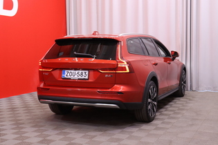 Volvo V60 Cross Country vaihtoauto