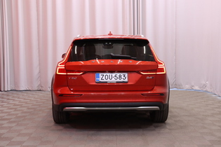 Volvo V60 Cross Country vaihtoauto