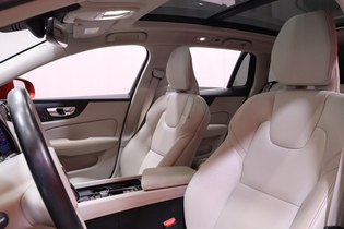 Volvo V60 Cross Country vaihtoauto