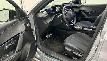 Peugeot e-208 vaihtoauto