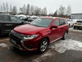 Mitsubishi Outlander PHEV vaihtoauto