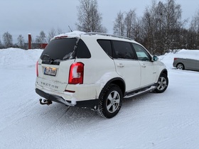 SsangYong Rexton vaihtoauto