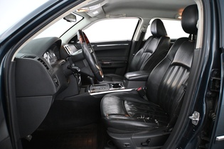 Chrysler 300C vaihtoauto