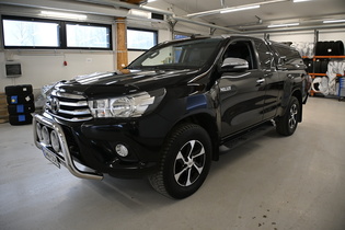 Toyota Hilux vaihtoauto