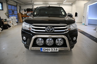 Toyota Hilux vaihtoauto