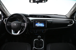 Toyota Hilux vaihtoauto