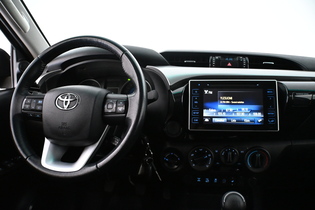 Toyota Hilux vaihtoauto